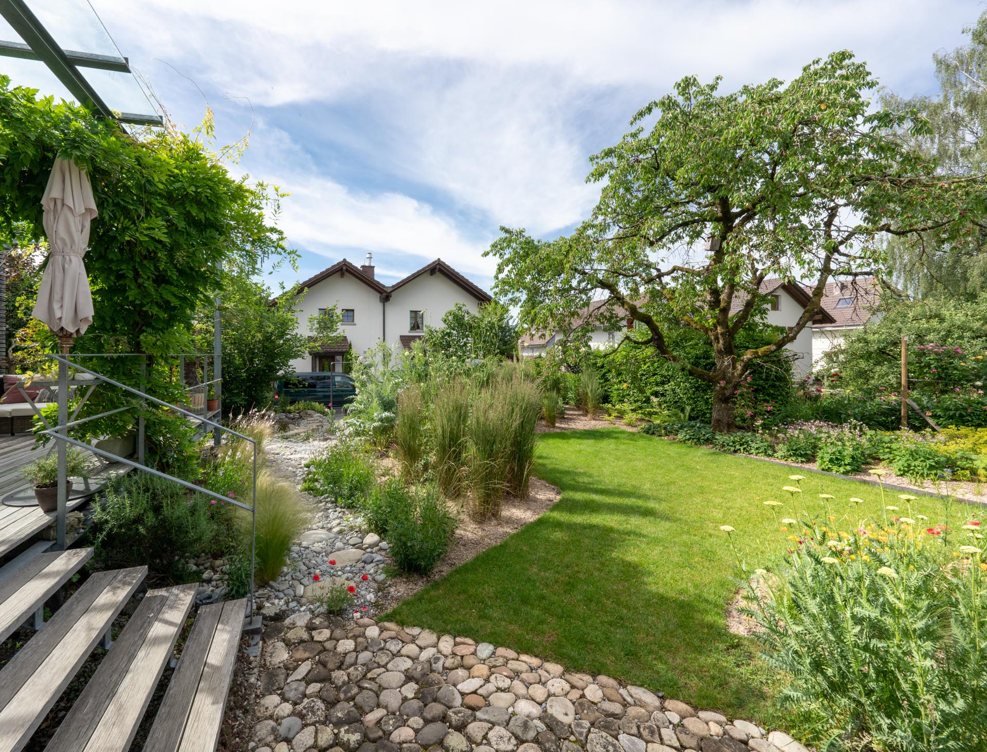 Kleinen Garten gestalten romantisch & modern Knechtgarten